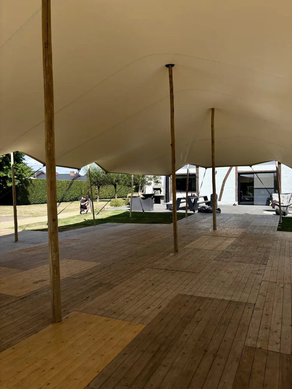 Binnenkant stretchtent houten vloer Limburg