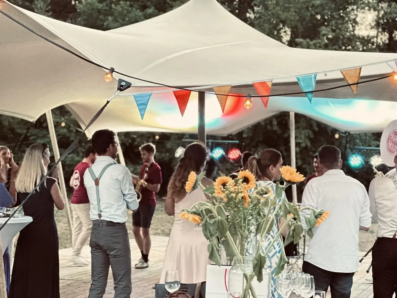 Stretchtent feest zomer Limburg